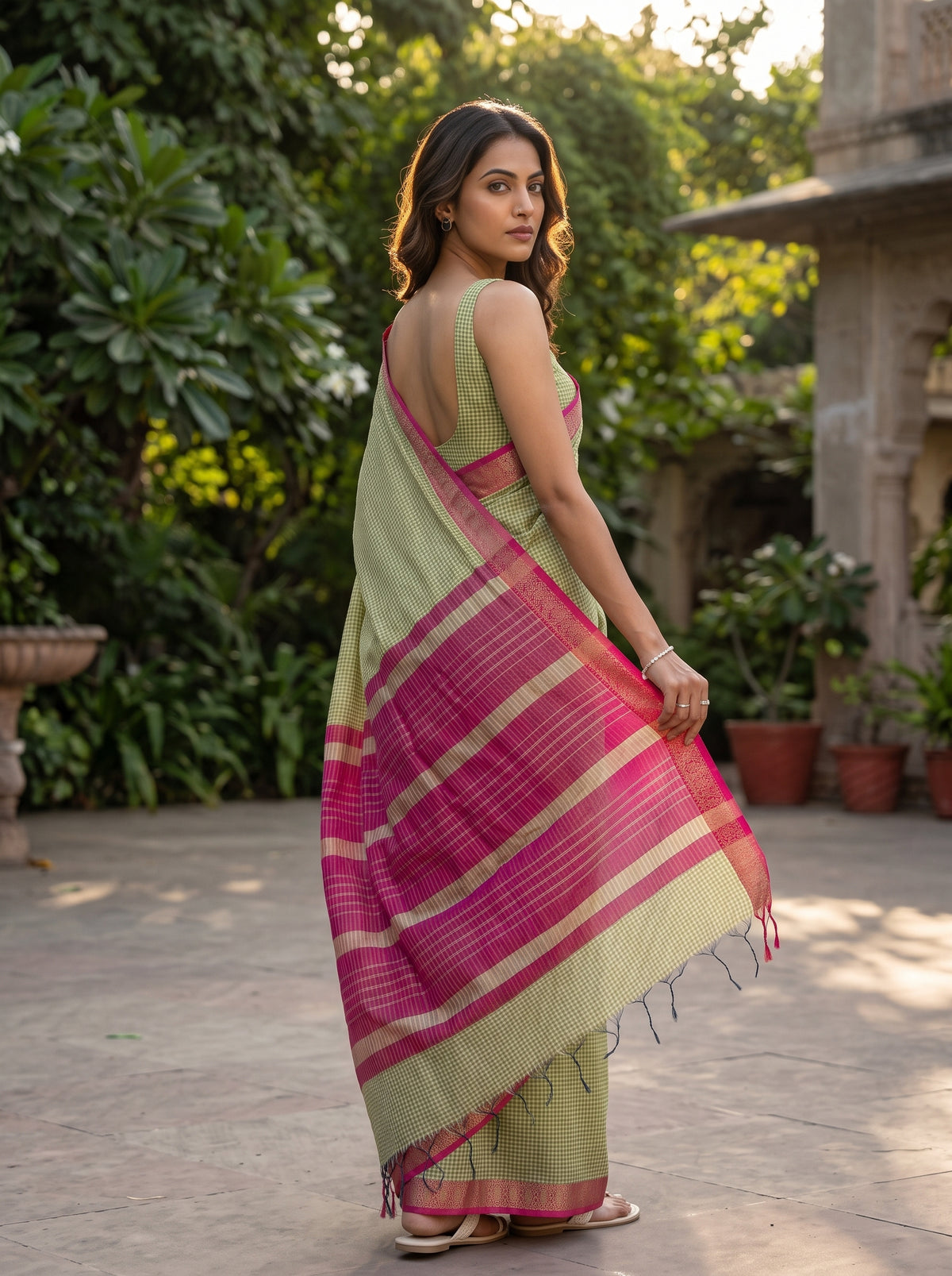 MIMOSA Olive Maheshwari Cotton Cotton Saree — pose 7 styling detail