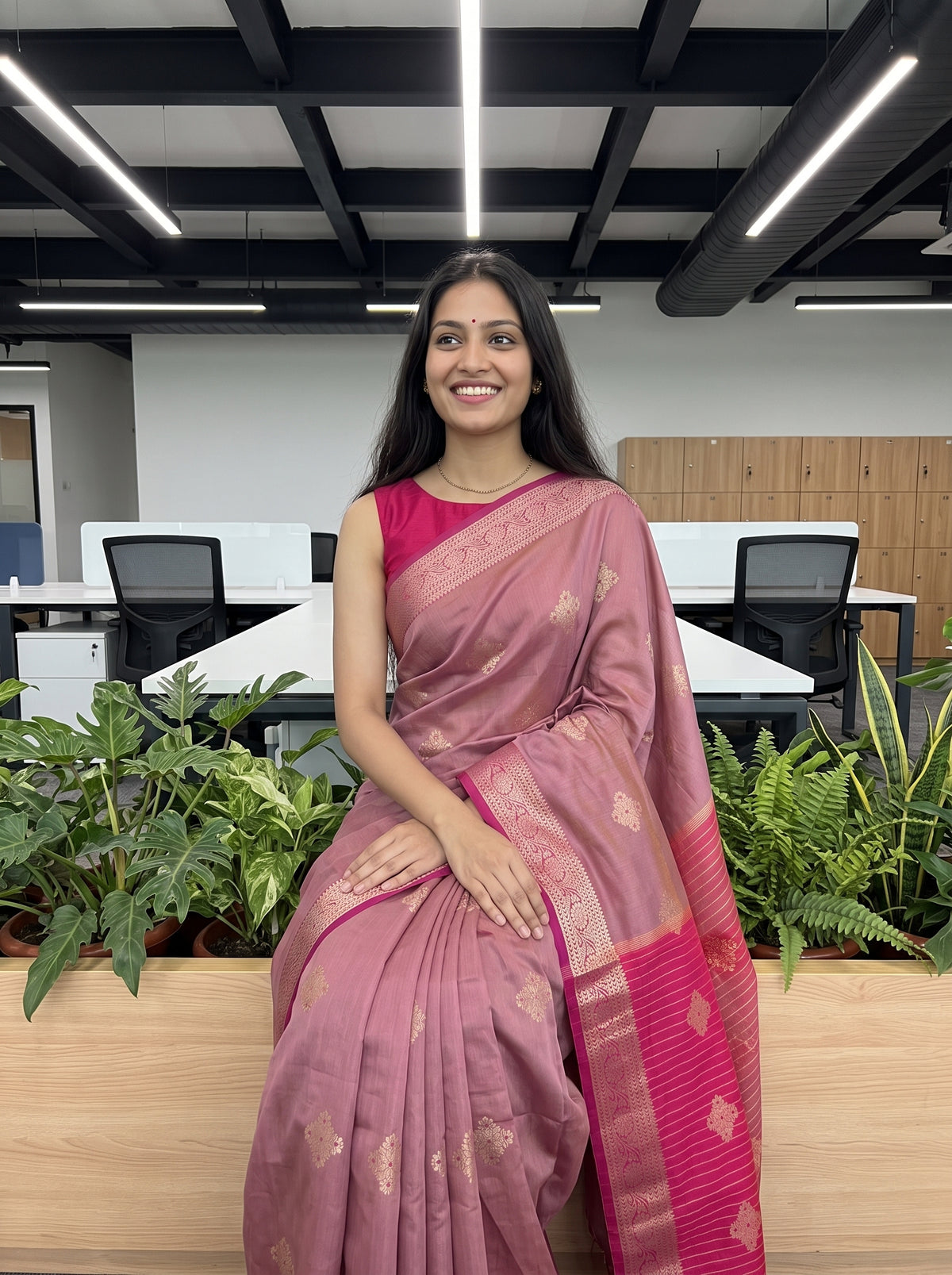 MIMOSA Pink Maheshwari Cotton Cotton Saree — pose 8 styling detail