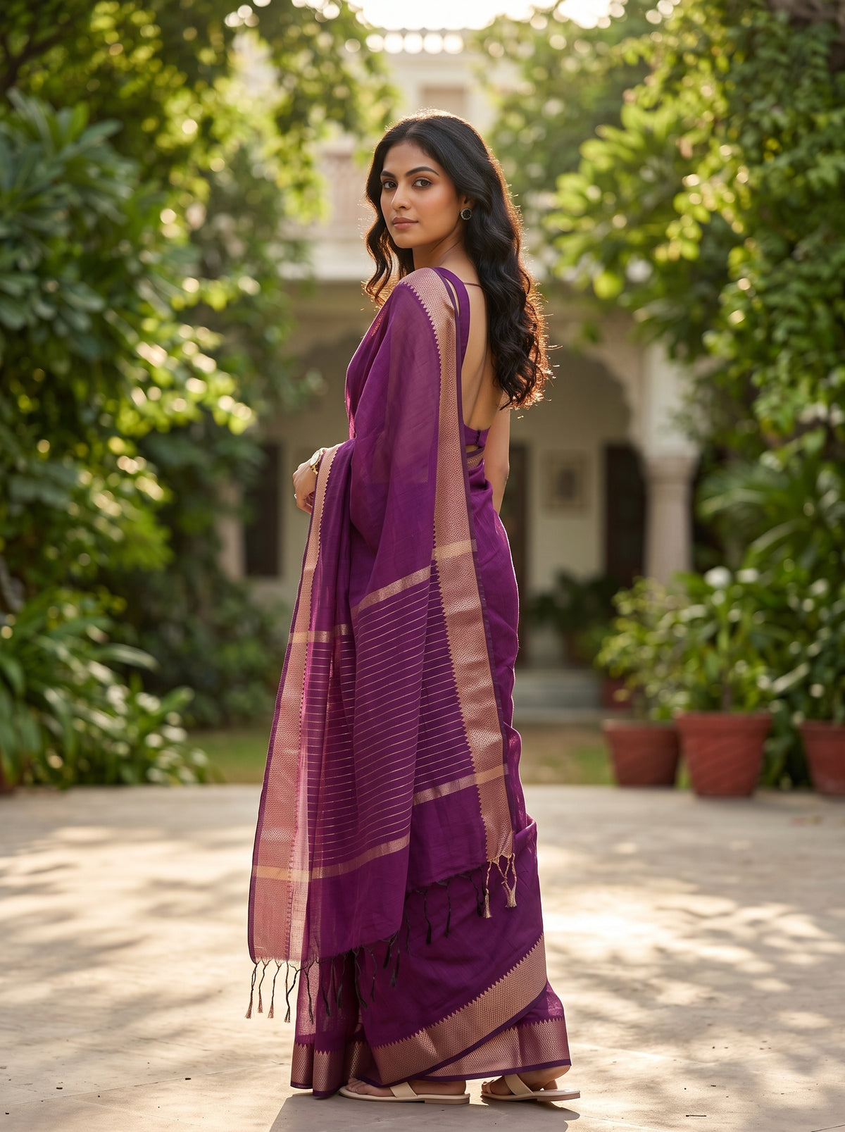 MIMOSA Rani Maheshwari Cotton Saree — pose 7 styling detail