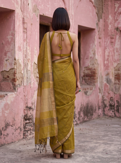 MIMOSA Mustard Maheshwari Cotton Cotton Saree — pose 2 styling detail