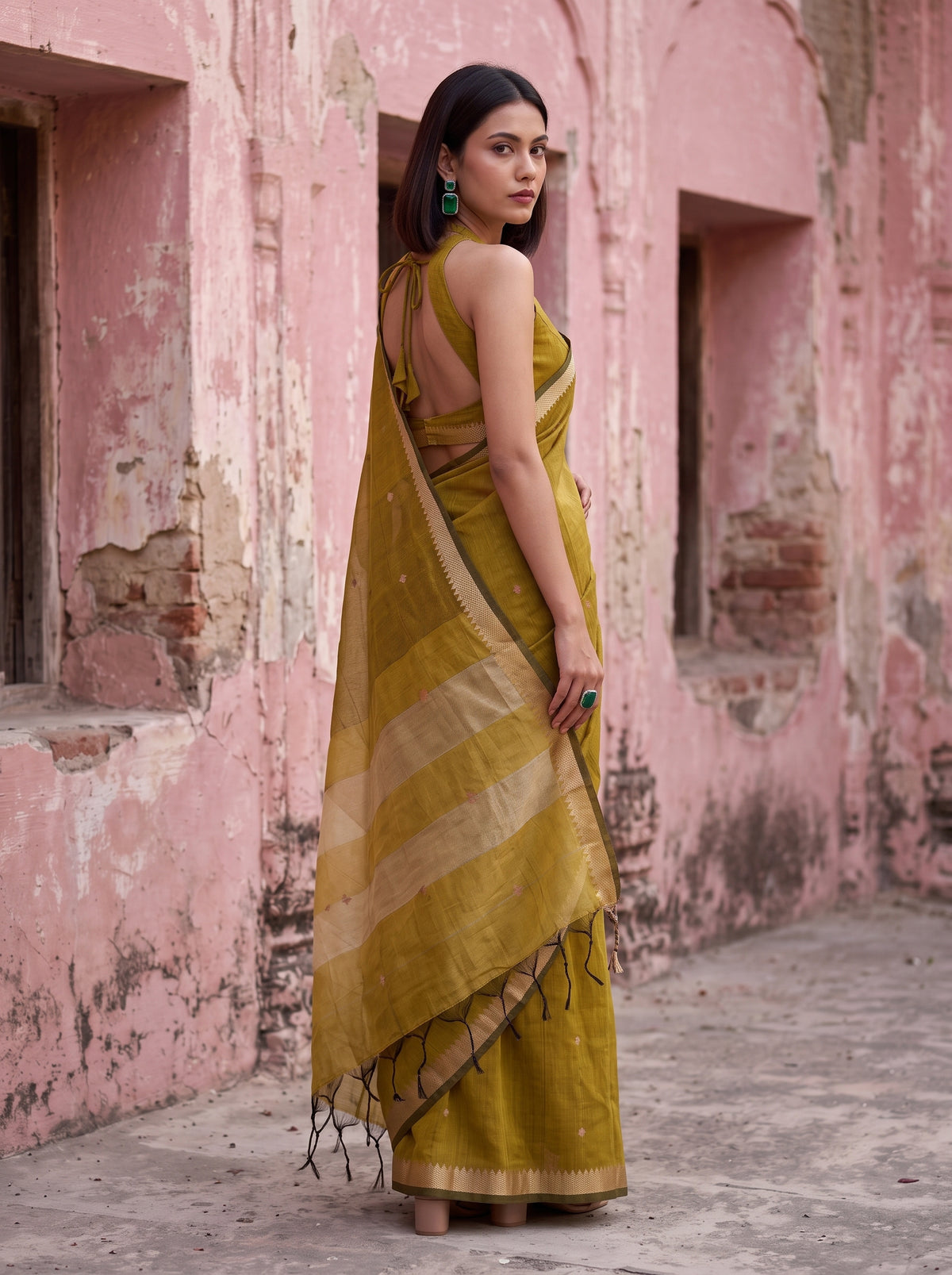 MIMOSA Mustard Maheshwari Cotton Cotton Saree — pose 5 styling detail