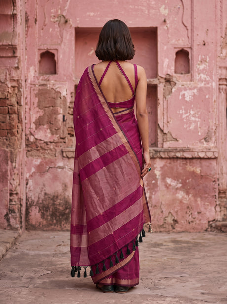 MIMOSA Rani Maheshwari Cotton Cotton Saree — pose 2 styling detail