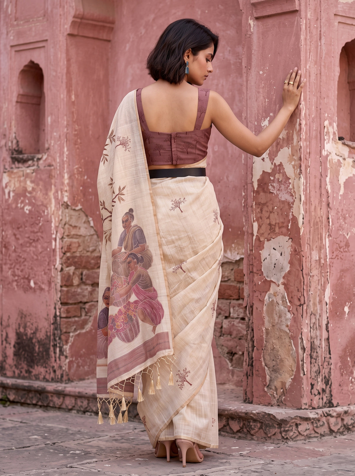 MIMOSA Peach Banarasi Saree — pose 2 styling detail