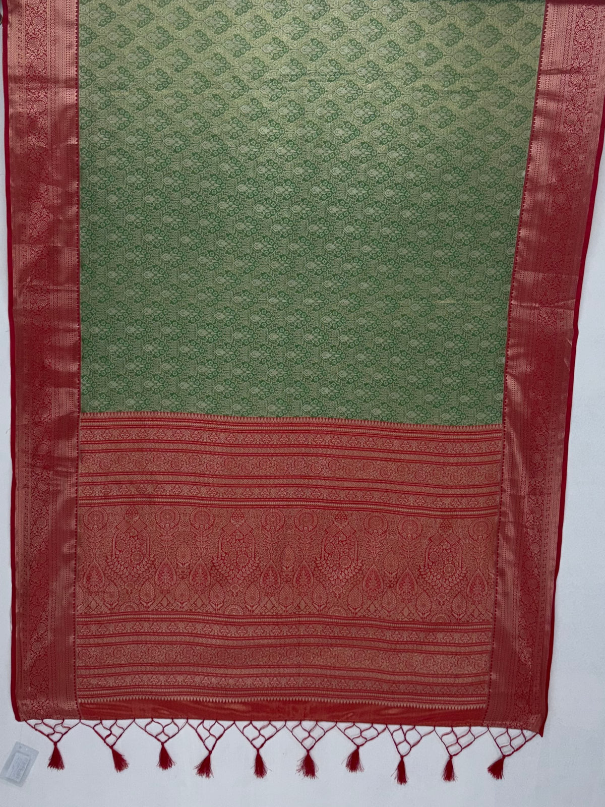 MIMOSA Green Kanjivaram Saree — pallu and zari work detail