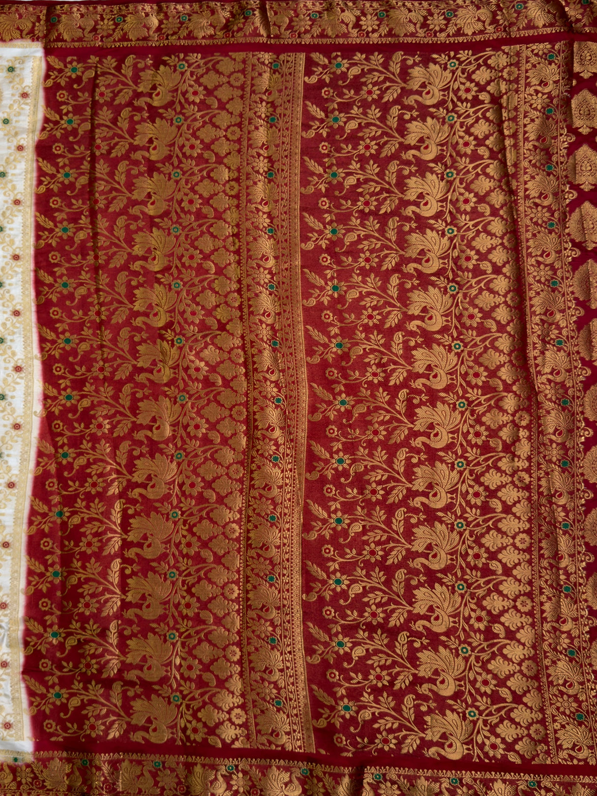 MIMOSA White Kanjivaram Saree — pallu and zari work detail