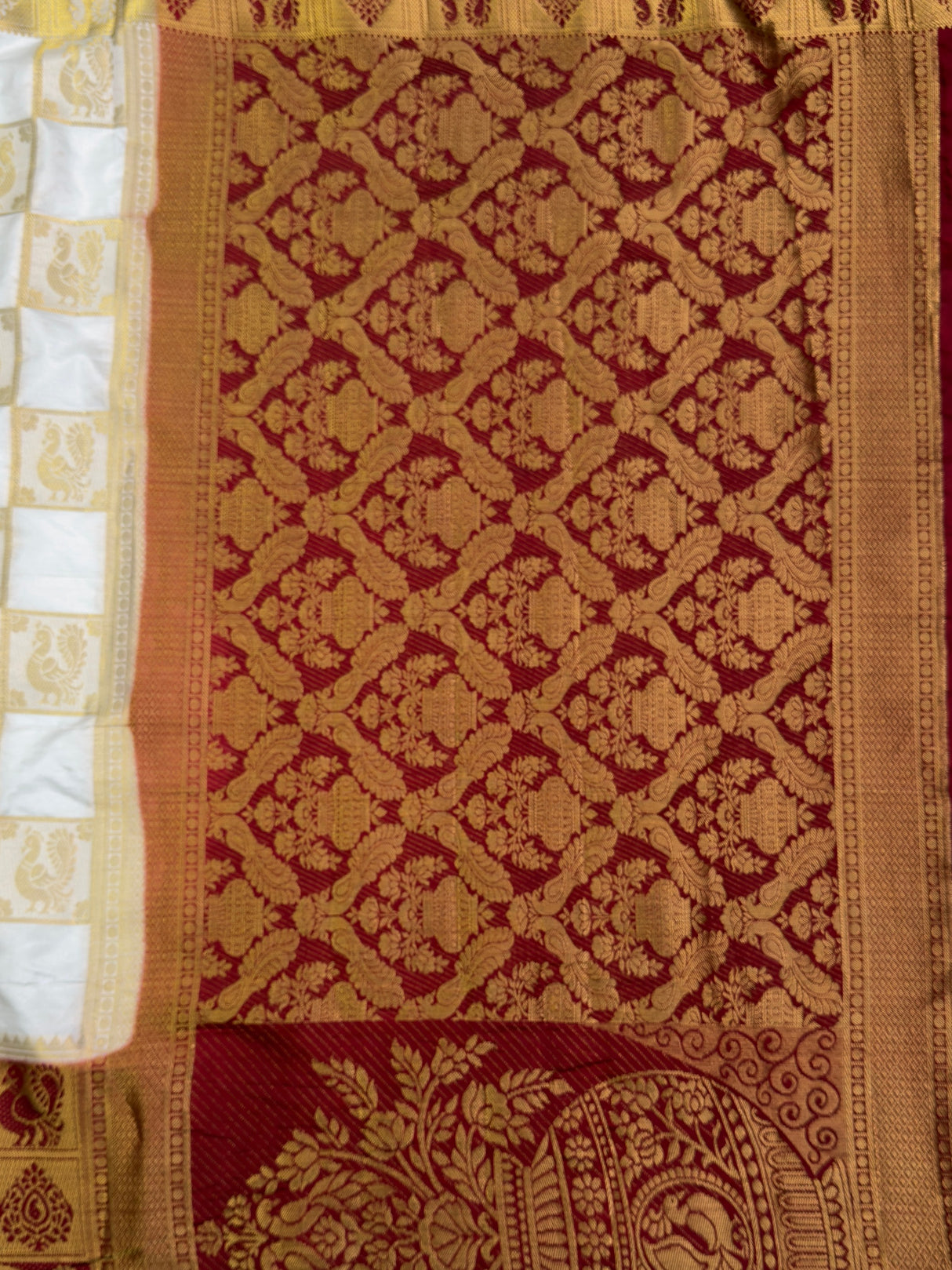MIMOSA White Kanjivaram Art Silk Saree — pallu and zari work detail