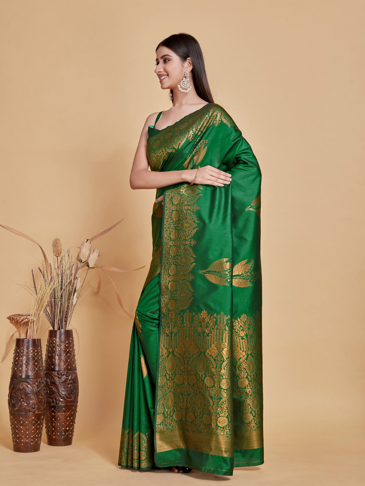 Mimosa Women's Woven Design Kanjivaram Style Art Silk Saree With Blouse Piece : SA00001382BGFREE