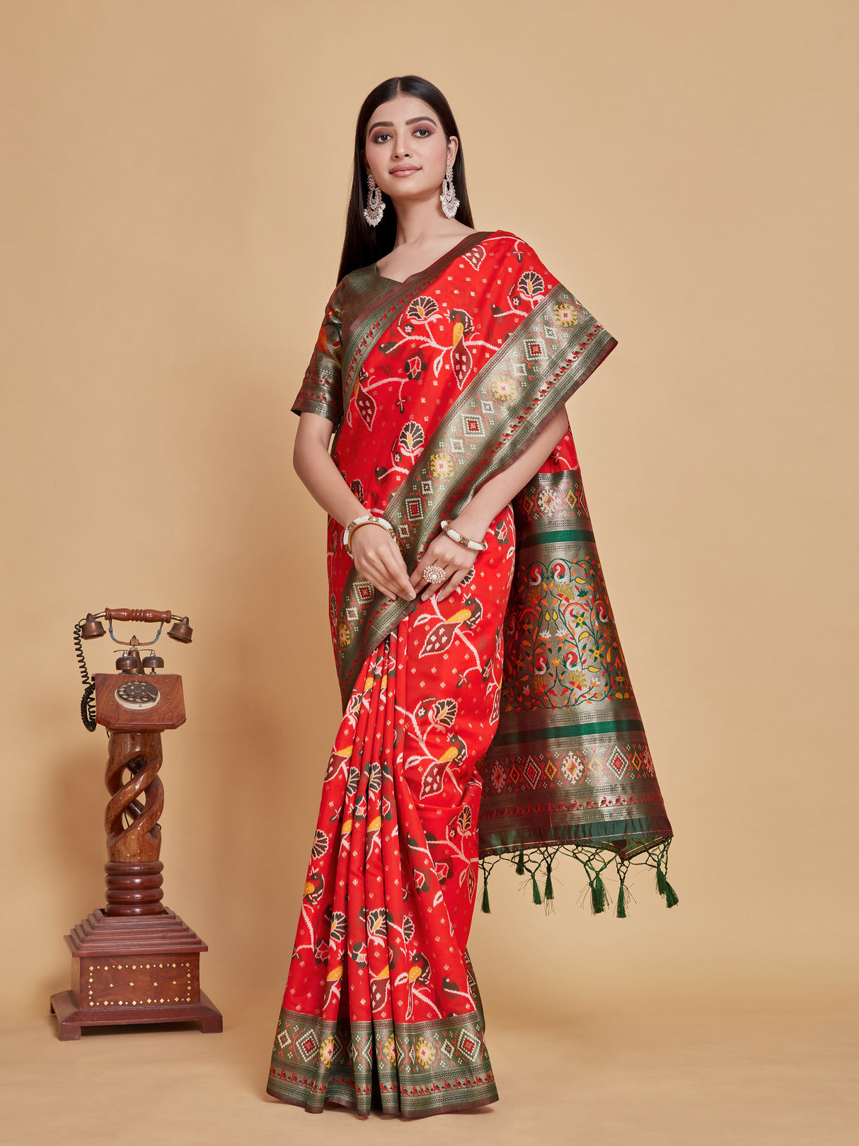 Mimosa Women's Woven Design Kanjivaram Style Art Silk Saree With Blouse Piece : SA00001416REDFREE