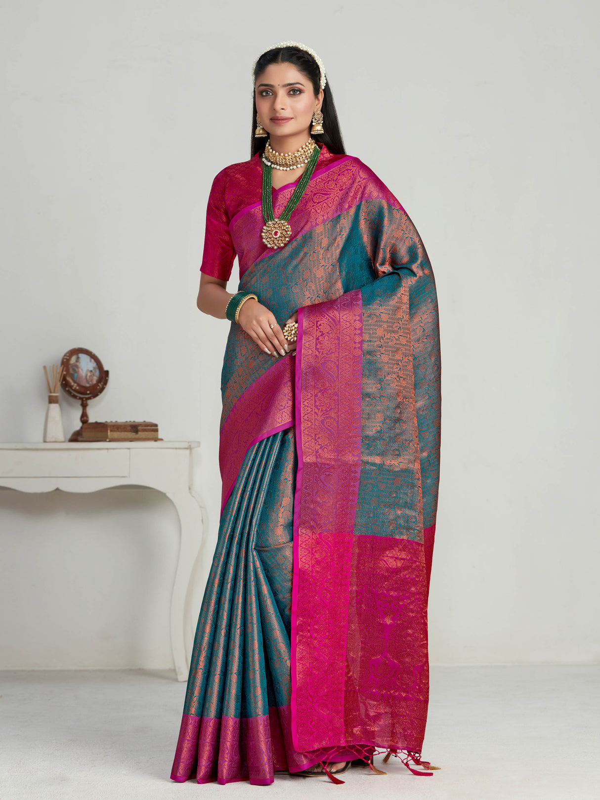Mimosa Women's Woven Design Kanjivaram Art Silk Saree With Blouse Piece : SA00001134SF