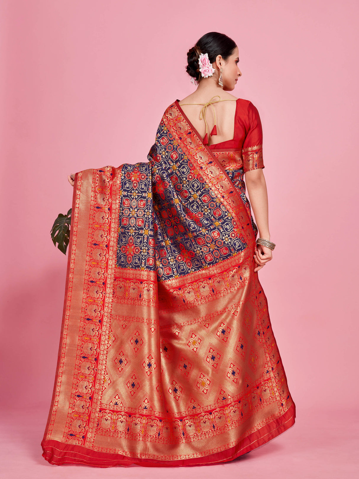 Mimosa Women's Woven Design Patola Style Art Silk Saree With Blouse Piece : SA00001342NVFREE
