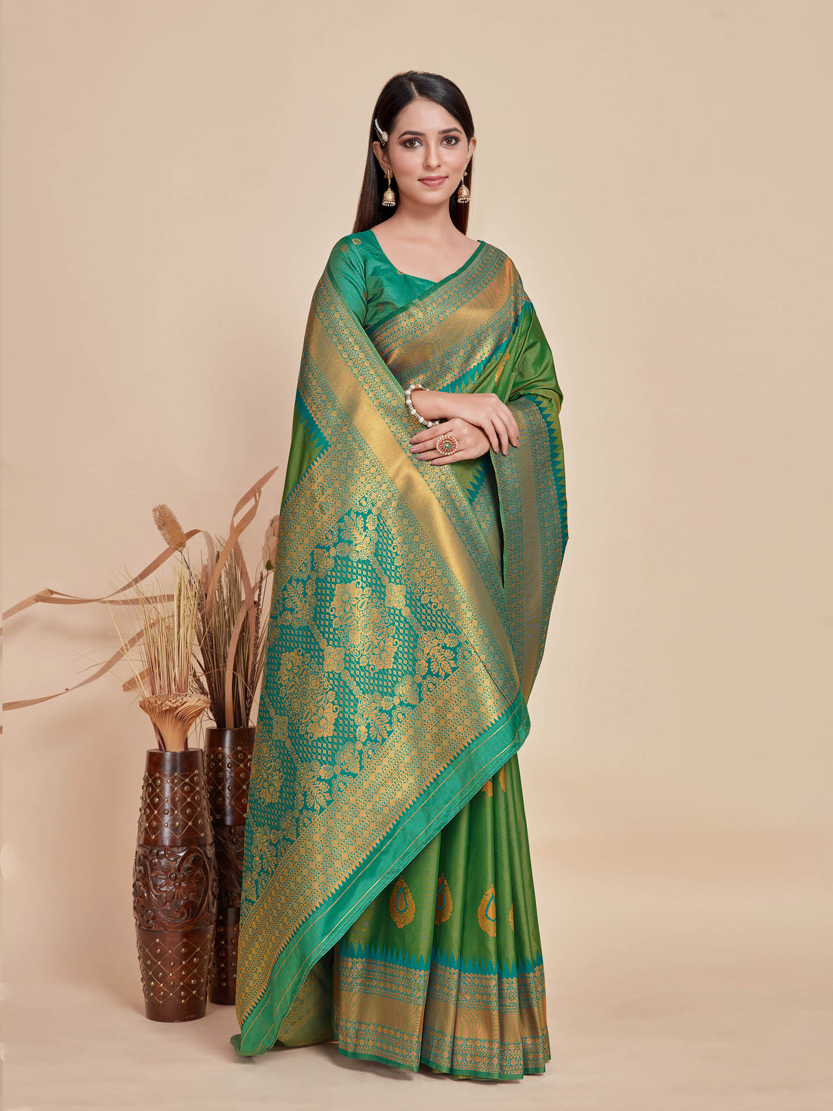 Mimosa Women's Woven Design Kanjivaram Style Art Silk Saree With Blouse Piece : SA00001377OLFREE