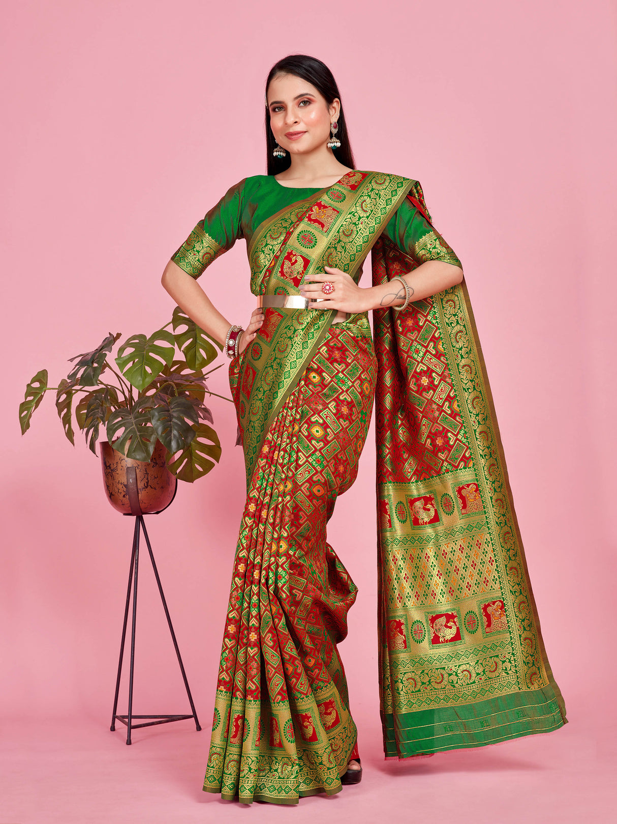 Mimosa Women's Woven Design Patola Style Art Silk Saree With Blouse Piece : SA00001344MRFREE