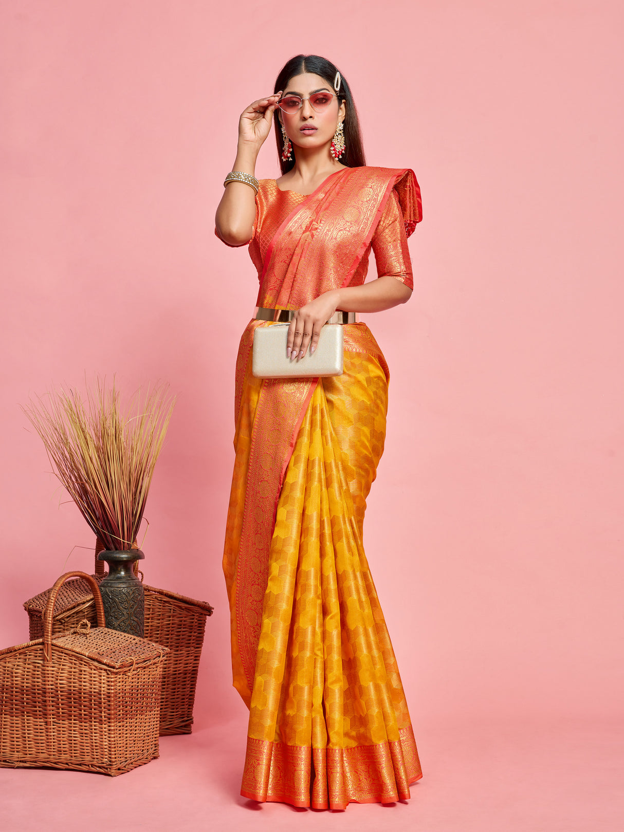 Mimosa Women's Woven Design Kanjivaram Art Silk Saree With Blouse Piece : SA00001228GDFREE