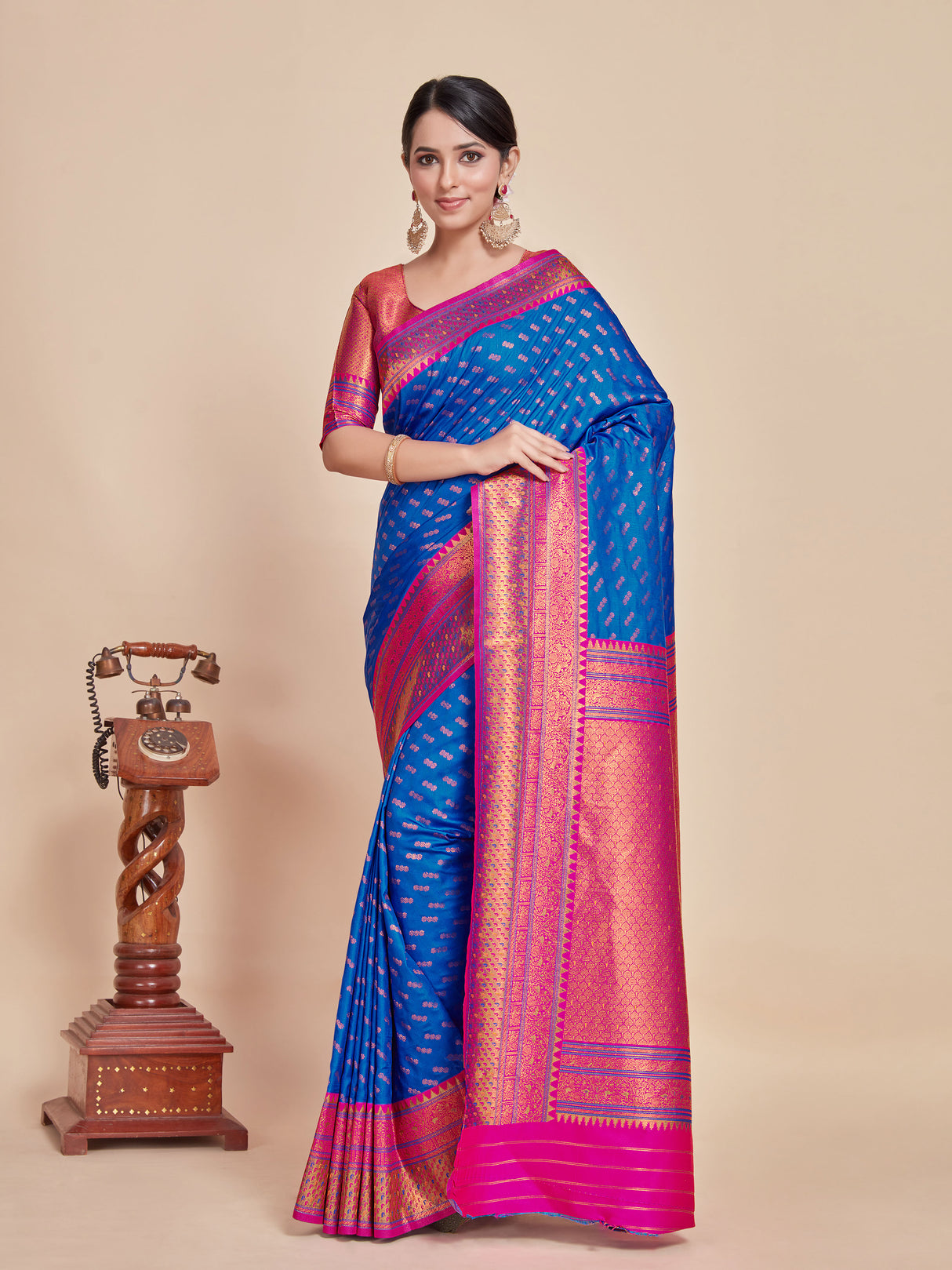 Mimosa Women's Woven Design Kanjivaram Style Art Silk Saree With Blouse Piece : SA00001388RBFREE