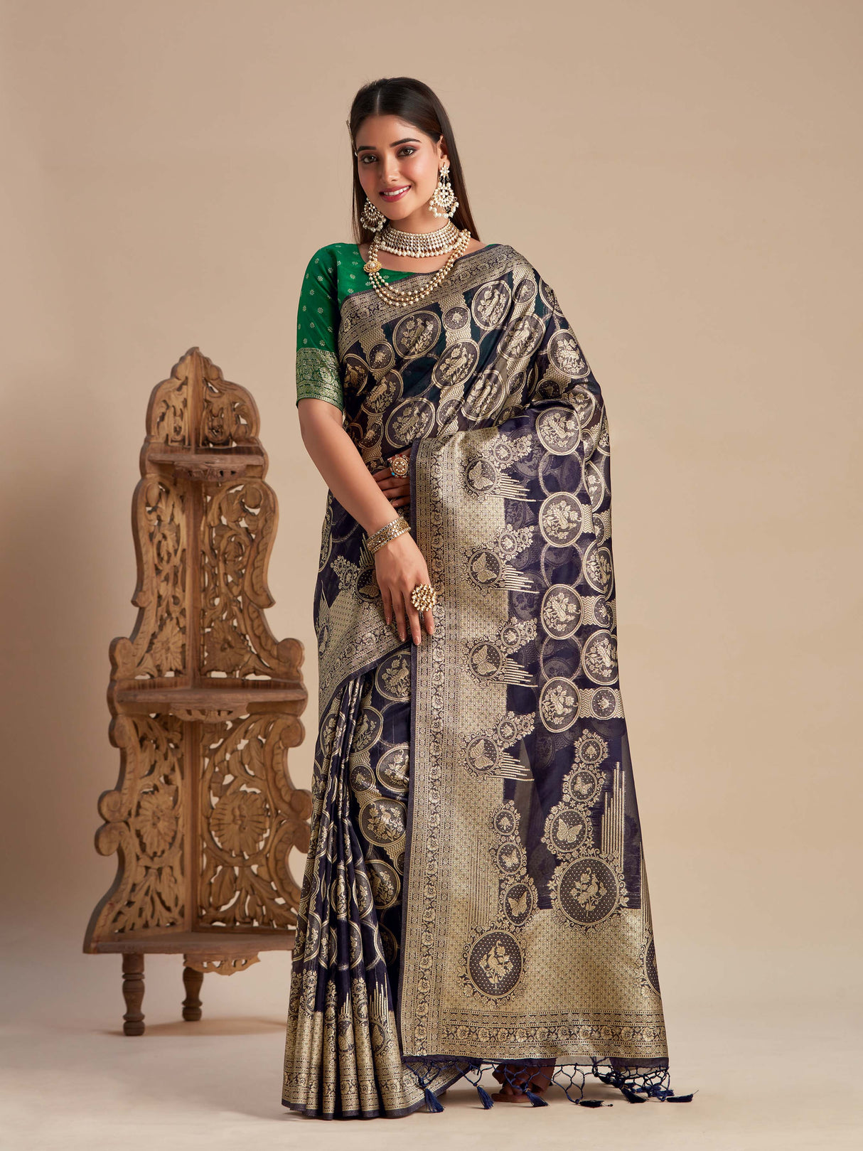 Mimosa Women's Woven Design Banarasi Organza Saree With Blouse Piece : SA00001160NV